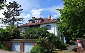 O11- Großzügige Fewo im Künstlerhaus